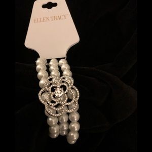 Ellen Tracy pearl evening bracelet